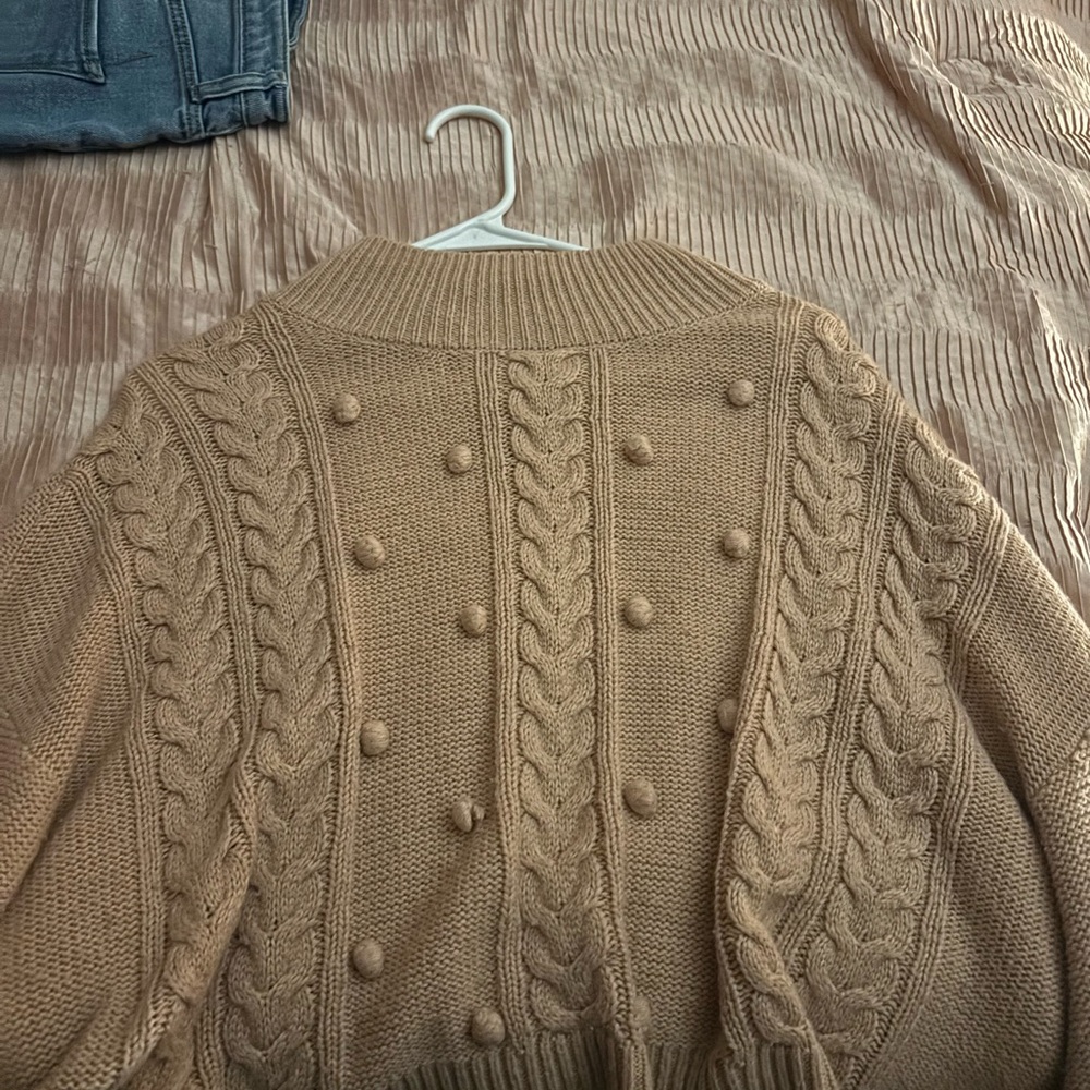 Iz Byer blush pink chunky cable sweater